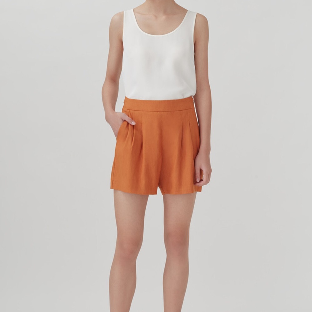 Cuyana Burnt Orange Linen Pleated Front Shorts